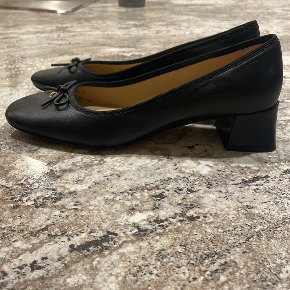 COPY - Coach Ava Ballet Black Leather Bow Block Heel Barely Worn 8